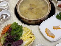 -原林野山菌火锅·炒菌(关上野生菌一条街店)