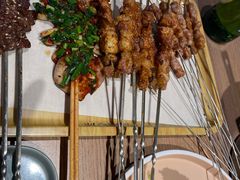 -街角等你.大连海鲜烧烤.经典铁板海鲜串(西安路店)