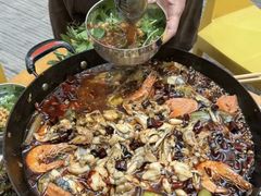 -鸿顺老铁锅美蛙鱼府(解放碑店)