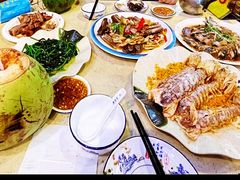 -阿浪海鲜连锁加工店(B栋2排1号火车头店)