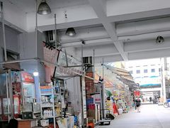 -钱万里桥小商品市场