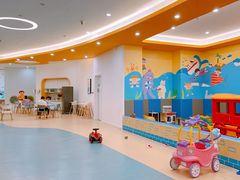 -戊辰亲子游泳俱乐部