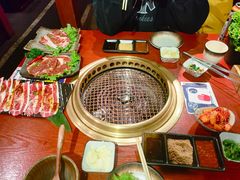 -喜牛烧肉酒场·黑金店(威高广场店)