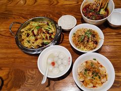 -蓉李记成都名小吃(太原龙湖万达店)