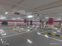 -金融街购物中心停车场