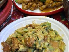 -闯关东东北农家菜(崂山石老人店)