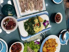-三江源美食城