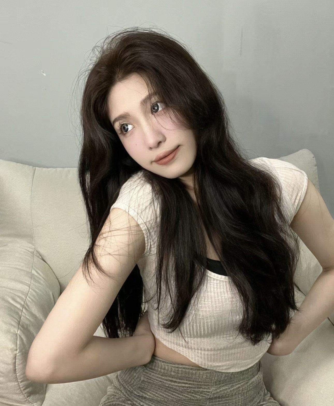 栗子深棕色