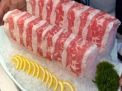 -茅草房·河畔园林火锅