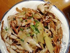 -小鱼儿海鲜港(新村十区店)