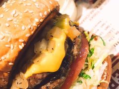 火烤双层牛肉特堡-The Habit Burger Grill 哈比特汉堡(复兴soho店)