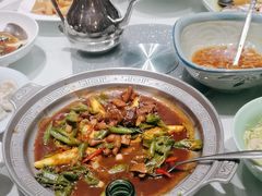 -海派美食·家宴海鲜青岛菜·石锅鲽鱼头(东方城店)