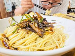 -黄阿姨锅贴大王(万航渡路店)