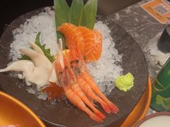 -牛YO寿喜烧·铁板烧和牛火锅自助(市府恒隆店)