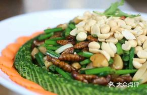 Stir-Fried Silkworm Pupae
