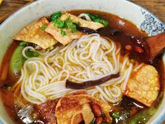 -陈记柳州螺蛳粉(大坪店)