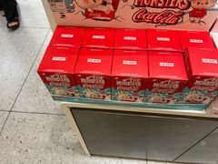 -泡泡玛特POPMART(上海环球港店)