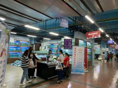 -渔人湾码头海鲜市场负二楼