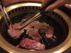 -炼火烤肉店