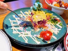 -米德维奇俄式西餐厅(西六道街店)