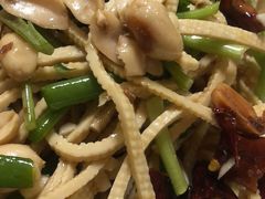 -龙香居海鲜浑锅家常菜·特色驴肉