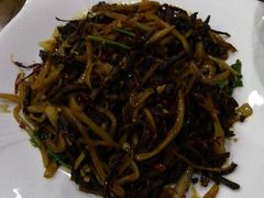 -赤峰宴宾楼(满洲里路店)