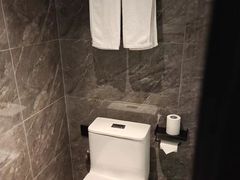 -成都ins星空塔酒店(春熙路天府广场店)