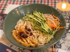 老北京臭豆腐面-鼓楼吃面·肉啃肉(南锣鼓巷店)