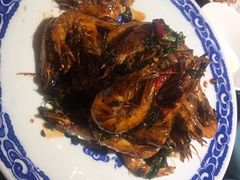 油爆基围虾-老头儿油爆虾·知味杭州(爱琴海购物中心)