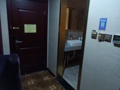 -十号名邸精品酒店（上海音乐学院店）(原复旦五官科医院店)