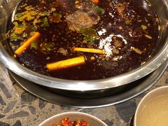 全红味锅底-肖肖酸萝卜鱼火锅(总店)