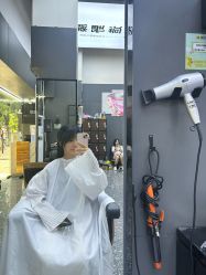 -藤野造型专业烫染接发
