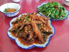 酸辣白跳鱼-老丽江餐馆(丽江华都商贸城店)