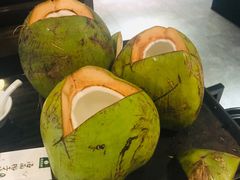 -东椰·海南椰子鸡火锅(朝阳门店)