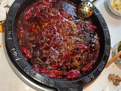 -卤校长老火锅(杨家坪直营店)
