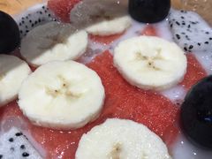 鲜果牛奶西米露-嘉州叶婆婆钵钵鸡(建设路店)