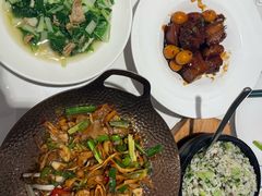 -黄弟大排档·湖南菜·小龙虾·小海鲜(凯旋北路店)