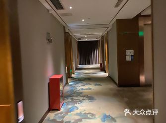 餐厅:味道还不错,隔离餐还行 床