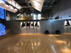 -YASAKI国际舞蹈中心