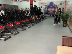 -巅峰减重高端减肥训练营(惠州店)