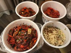-巴厘龙虾·榜首油焖大虾(音乐学院·沿江酒馆店)