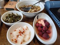 -湘力力小院·鱼汤泡饭(枫林路店)