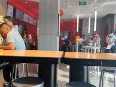 -肯德基(盘龙奥莱店)