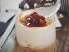 云朵热巧克力-Ninethirty by Awfully Chocolate(天环广场店)