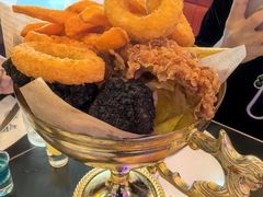 -Famous肥猫墨西哥音乐餐吧(五棵松华熙LIVE店)