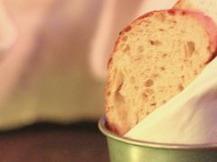 餐前面包-AZUL by FUEL蓝色·法式酒馆(琶醍店)