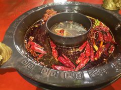 菌汤鸳鸯锅-袁老四老火锅(大丰店)