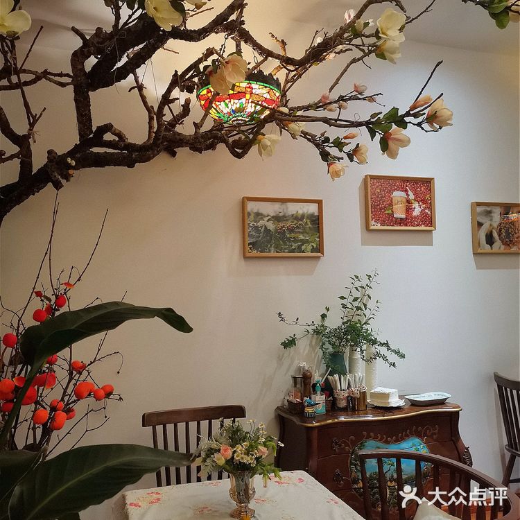 上海探店|魔都复古老洋房里的花园餐厅💐