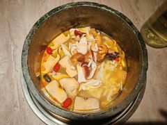 -野·大山里野生菌石锅土鸡(益田假日店)