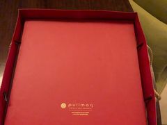 -三亚湾海居铂尔曼度假酒店